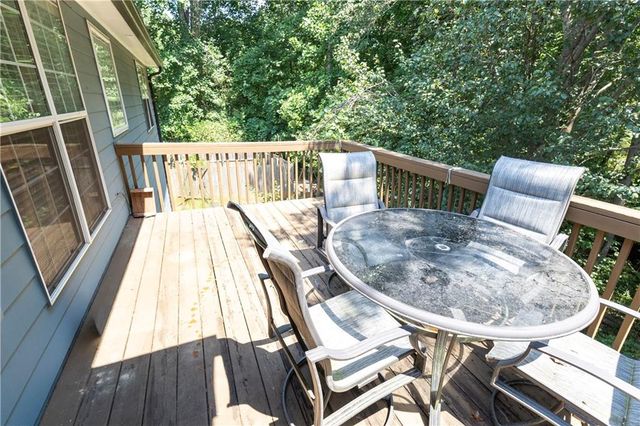 315 Myrtlewood Terrace, Tucker, GA 30084