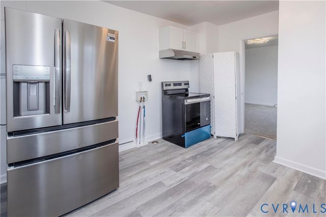 1341 Hinton St, Petersburg, VA 23803