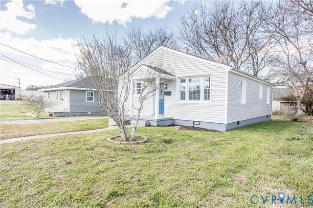 1341 Hinton St, Petersburg, VA 23803