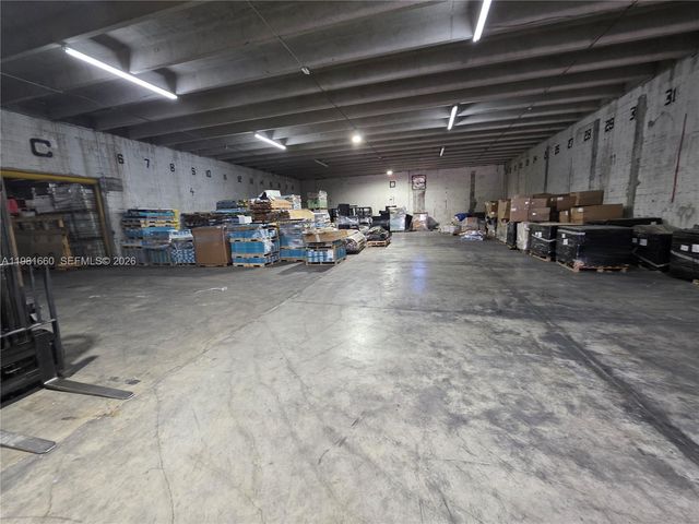 3281 NW 78th Ave, Doral, FL 33122