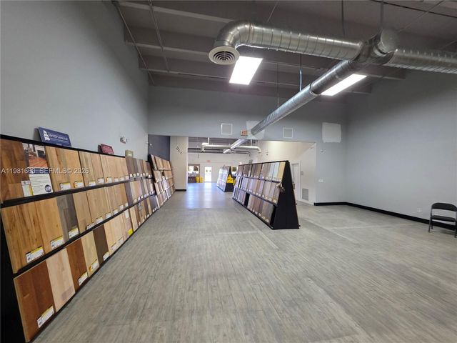 3281 NW 78th Ave, Doral, FL 33122