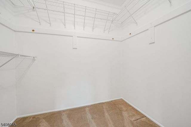 175 Castle Ridge Dr, East Hanover Twp., NJ 07936