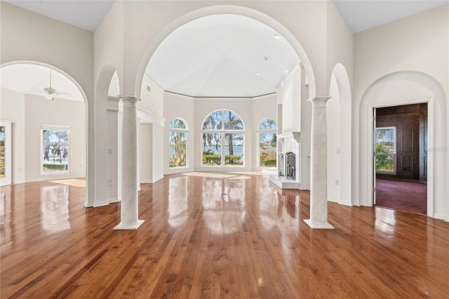 6136 DORA DRIVE, Mount Dora, FL 32757