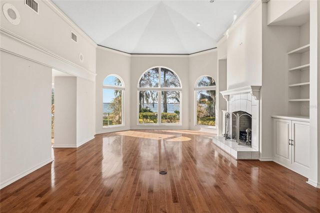 6136 DORA DRIVE, Mount Dora, FL 32757