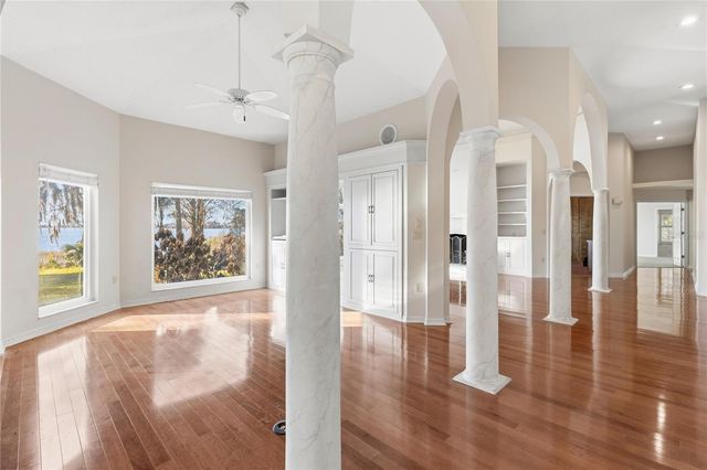 6136 DORA DRIVE, Mount Dora, FL 32757