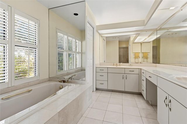 6136 DORA DRIVE, Mount Dora, FL 32757