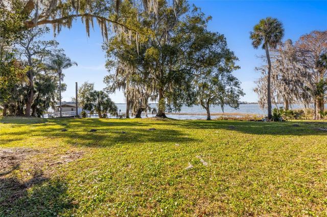 6136 DORA DRIVE, Mount Dora, FL 32757