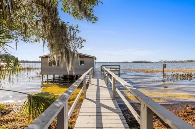 6136 DORA DRIVE, Mount Dora, FL 32757