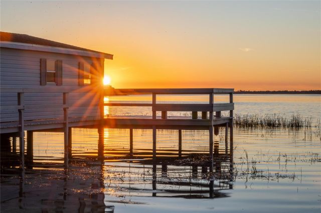 6136 DORA DRIVE, Mount Dora, FL 32757