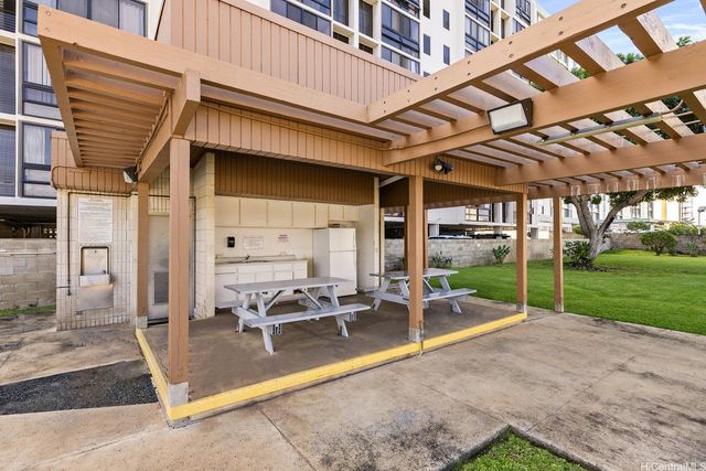 3070 Ala Ilima Street 301, Honolulu, HI 96818