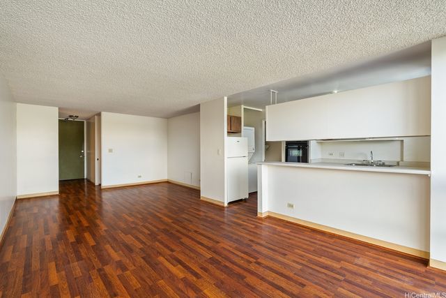 3070 Ala Ilima Street 301, Honolulu, HI 96818