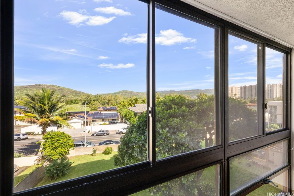 3070 Ala Ilima Street 301, Honolulu, HI 96818
