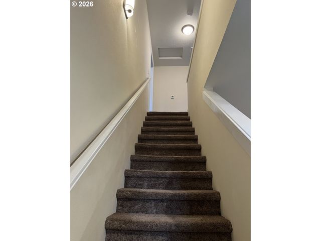 3223 Se 122ND Ave, Portland, OR 97236