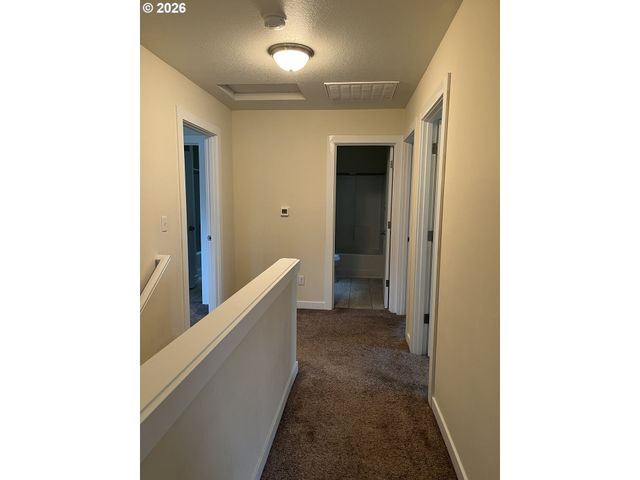 3223 Se 122ND Ave, Portland, OR 97236