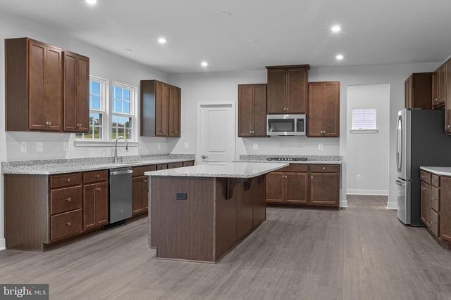1827 SHANNON DRIVE SOUTH, Greencastle, PA 17225