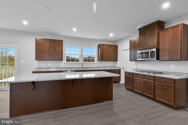 1827 SHANNON DRIVE SOUTH, Greencastle, PA 17225
