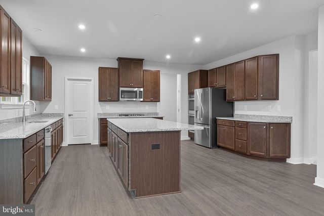 1827 SHANNON DRIVE SOUTH, Greencastle, PA 17225