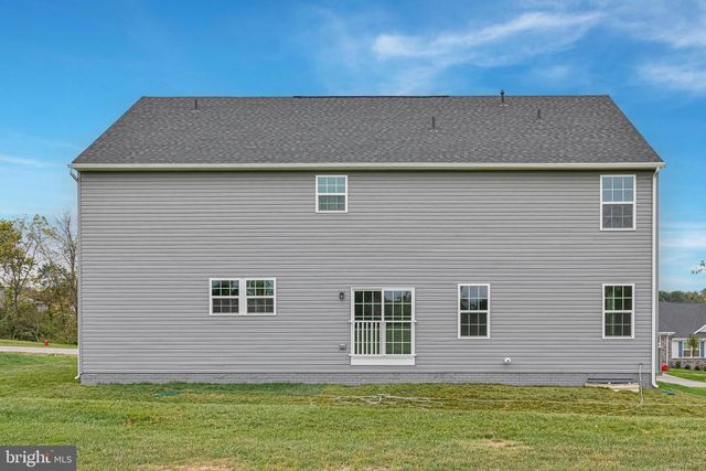 1827 SHANNON DRIVE SOUTH, Greencastle, PA 17225