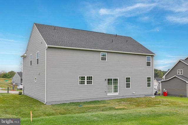 1827 SHANNON DRIVE SOUTH, Greencastle, PA 17225