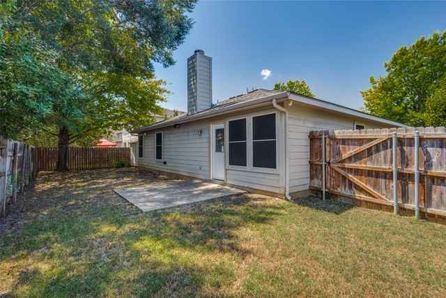 2228 Overlook Lane, Denton, TX 76207