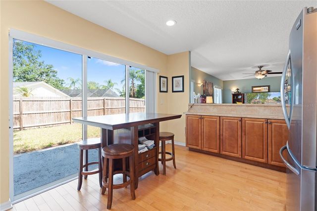 802 SMITH BAY DRIVE, Brandon, FL 33510