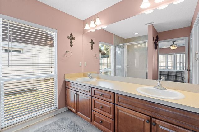 802 SMITH BAY DRIVE, Brandon, FL 33510