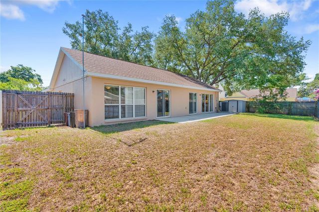 802 SMITH BAY DRIVE, Brandon, FL 33510