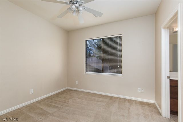8233 Preppy Fox Avenue, Las Vegas, NV 89131