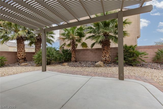 8233 Preppy Fox Avenue, Las Vegas, NV 89131