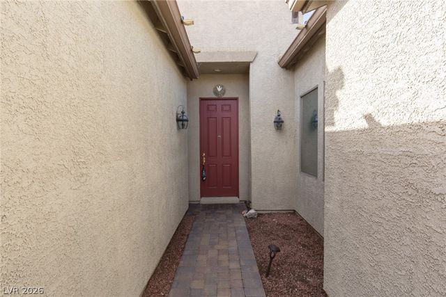 8233 Preppy Fox Avenue, Las Vegas, NV 89131
