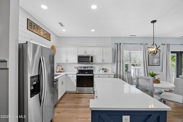 4134 Vanessa Drive SE Unit 11, Boiling Spring Lakes, NC 28461
