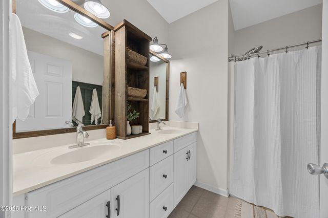 4134 Vanessa Drive SE Unit 11, Boiling Spring Lakes, NC 28461