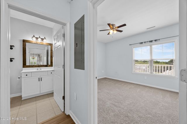 4134 Vanessa Drive SE Unit 11, Boiling Spring Lakes, NC 28461