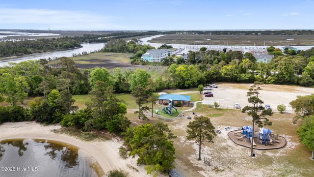 4134 Vanessa Drive SE Unit 11, Boiling Spring Lakes, NC 28461