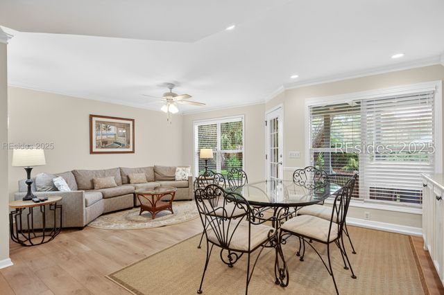 12 Valencia Rd Apt 36, Hilton Head Island, SC 29928