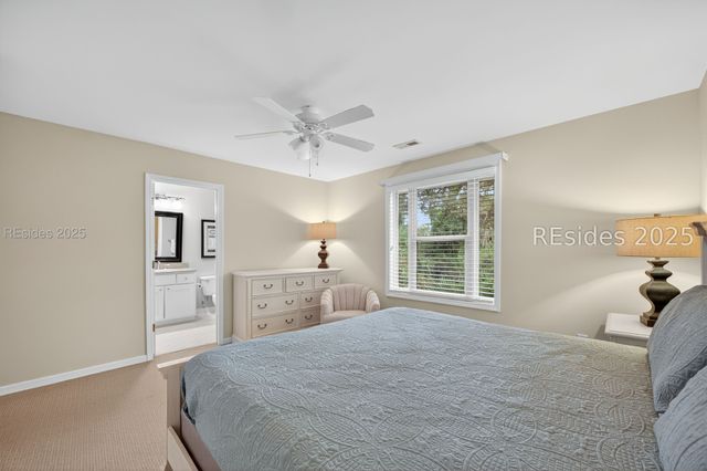 12 Valencia Rd Apt 36, Hilton Head Island, SC 29928