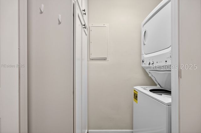 12 Valencia Rd Apt 36, Hilton Head Island, SC 29928