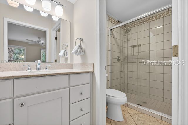 12 Valencia Rd Apt 36, Hilton Head Island, SC 29928