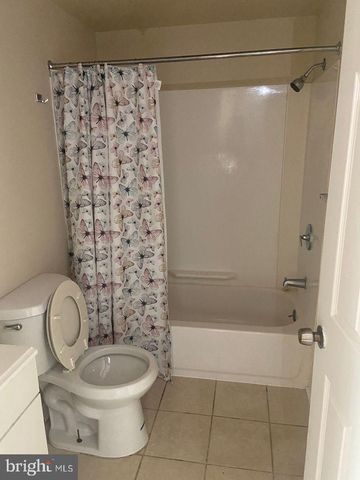 67 E COLLOM ST, Philadelphia, PA 19144