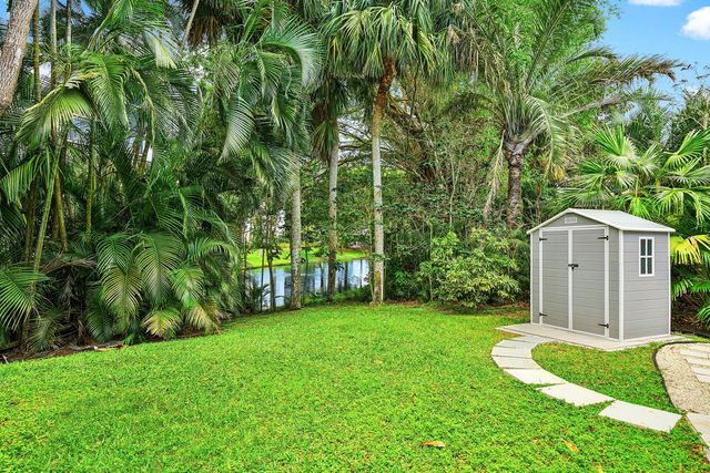 3030 Canterbury Drive, Boca Raton, FL 33434