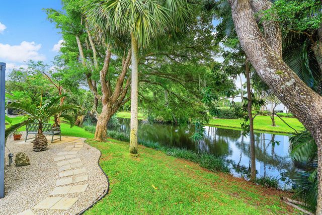 3030 Canterbury Drive, Boca Raton, FL 33434