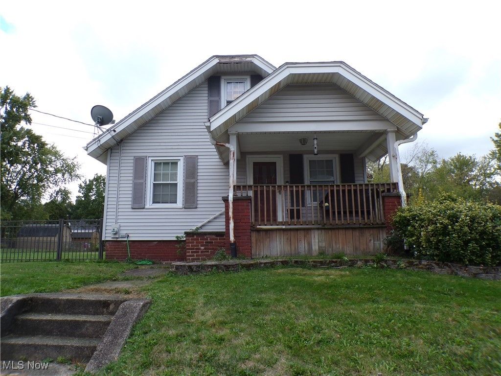 1430 39th Street NW, Canton, OH 44709