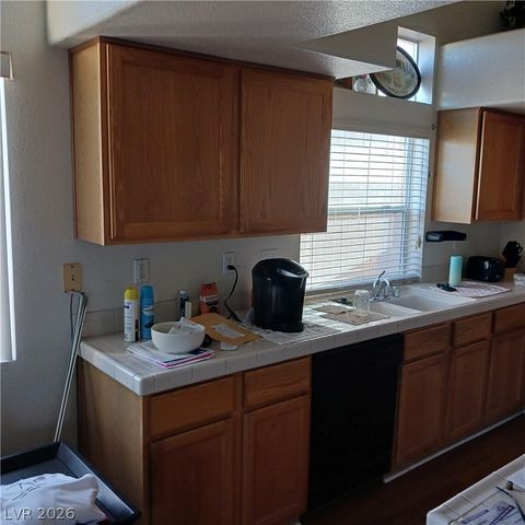 7632 Advantage Court, Las Vegas, NV 89129