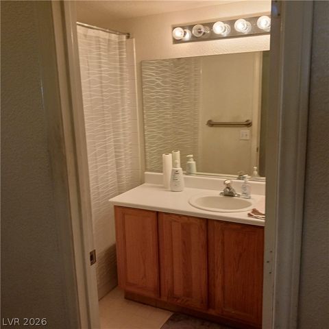 7632 Advantage Court, Las Vegas, NV 89129