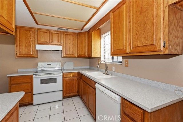 134 Coral Way, Upland, CA 91786