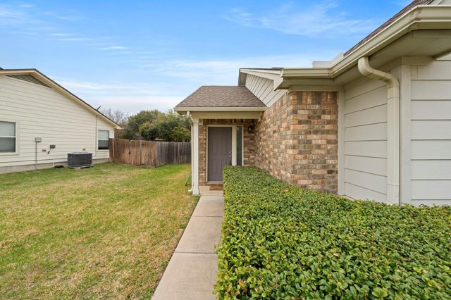 1011 Janae CT, Georgetown, TX 78626