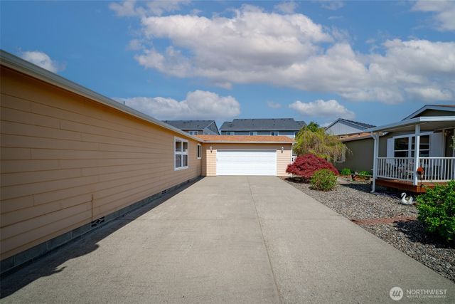 5402 52nd Lane SE, Lacey, WA 98503