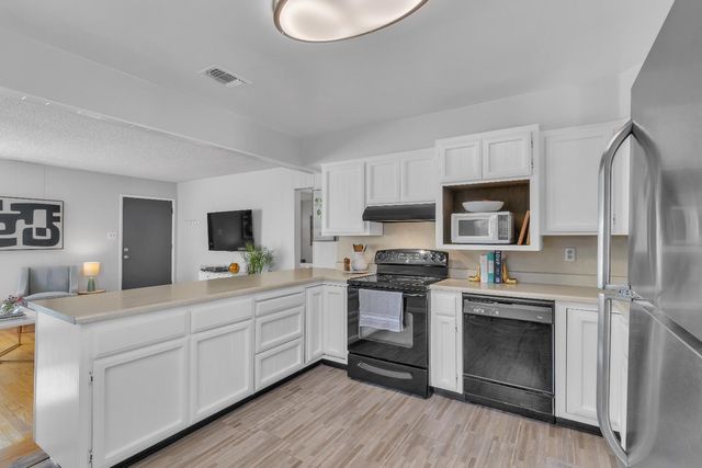 3014 Alder Way, West Sacramento, CA 95691