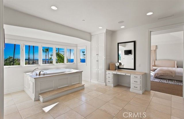 6 Windemere Court, Newport Coast, CA 92657