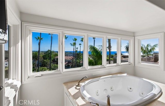 6 Windemere Court, Newport Coast, CA 92657